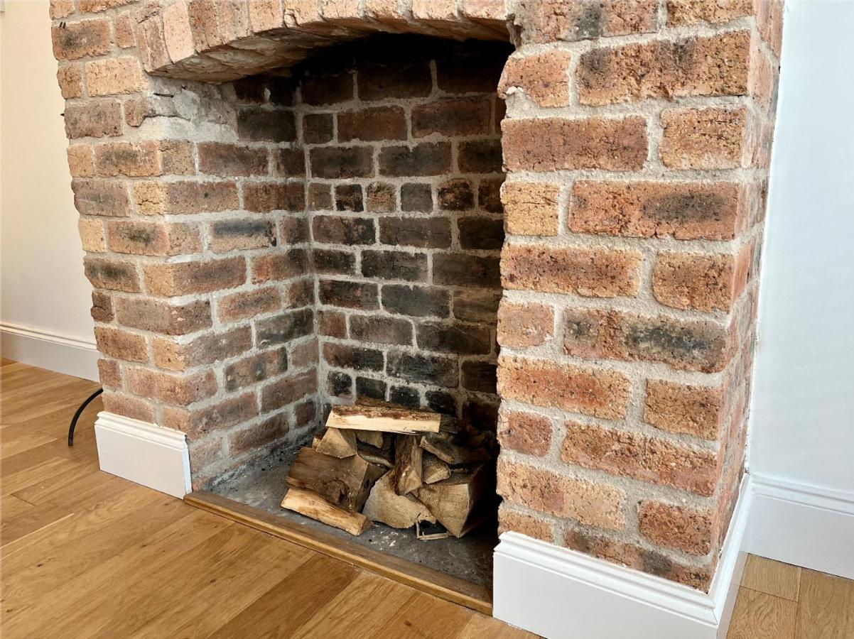 Rabbies School House, 2 Bed Apartment Ayr Town Centre Buitenkant foto